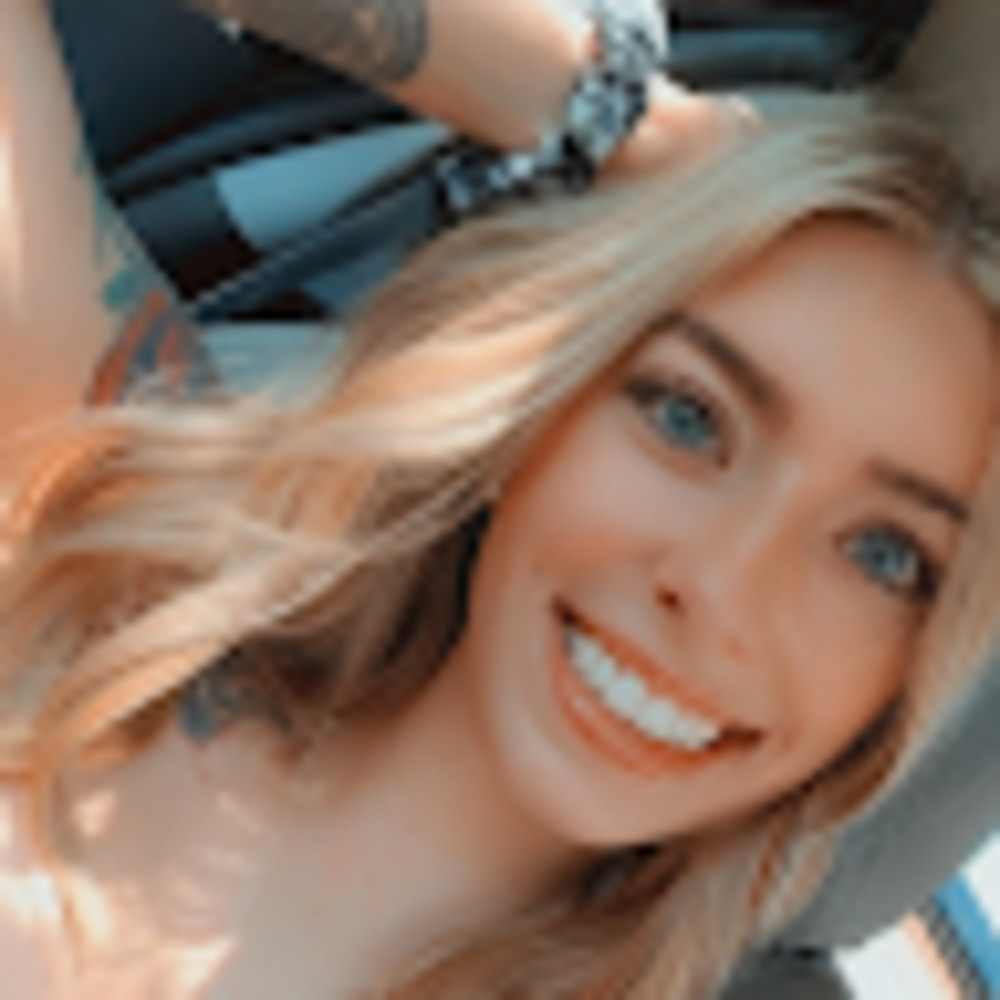 Meet your Posher, Brooke